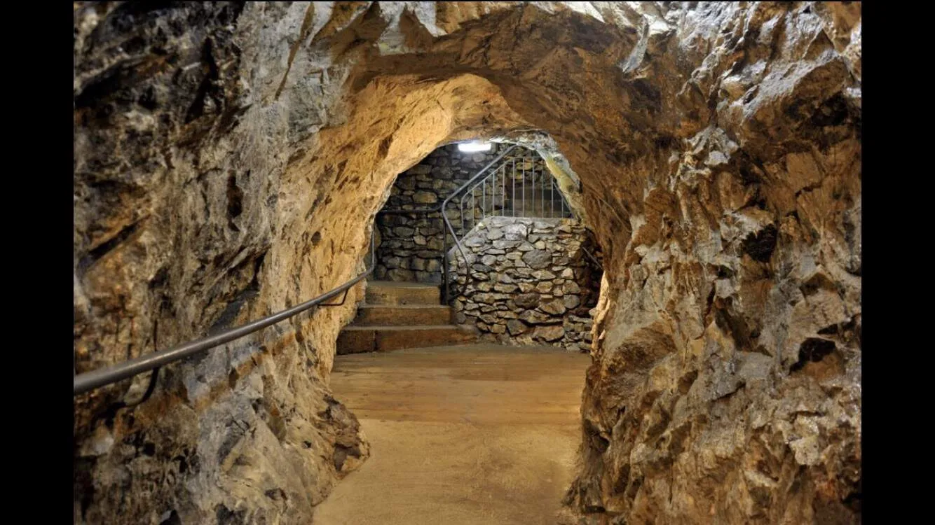 Glengowla Mines & Gold Panning