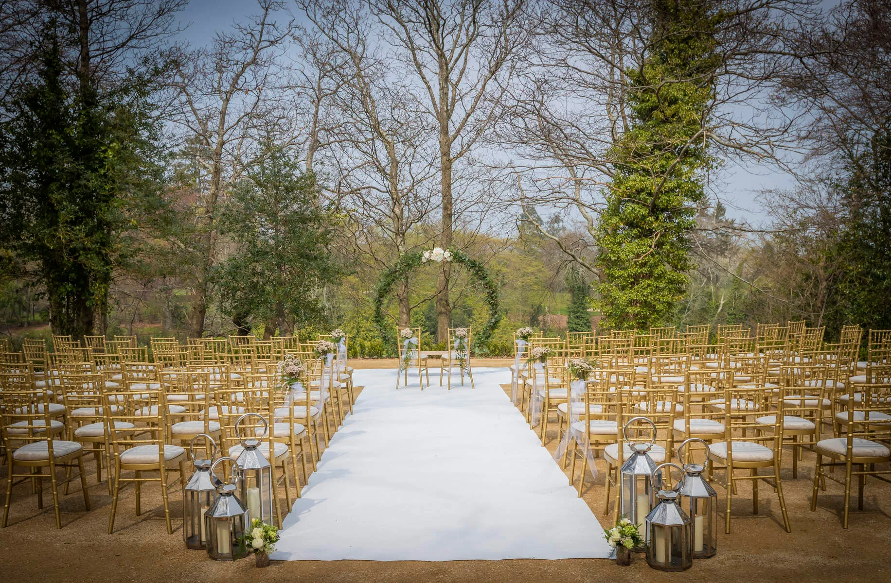 Outdoor wedding at Druids Glen Hotel, Co. Wicklow